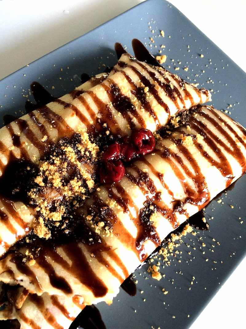 chocolate crepe | Tasty Recipes To Make For Mother's Day Breakfast | mother's day breakfast in bed