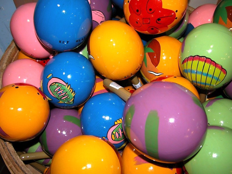 colorful maracas | Easy DIY Cinco de Mayo Decorations For Your Fiesta At Home | cinco de mayo