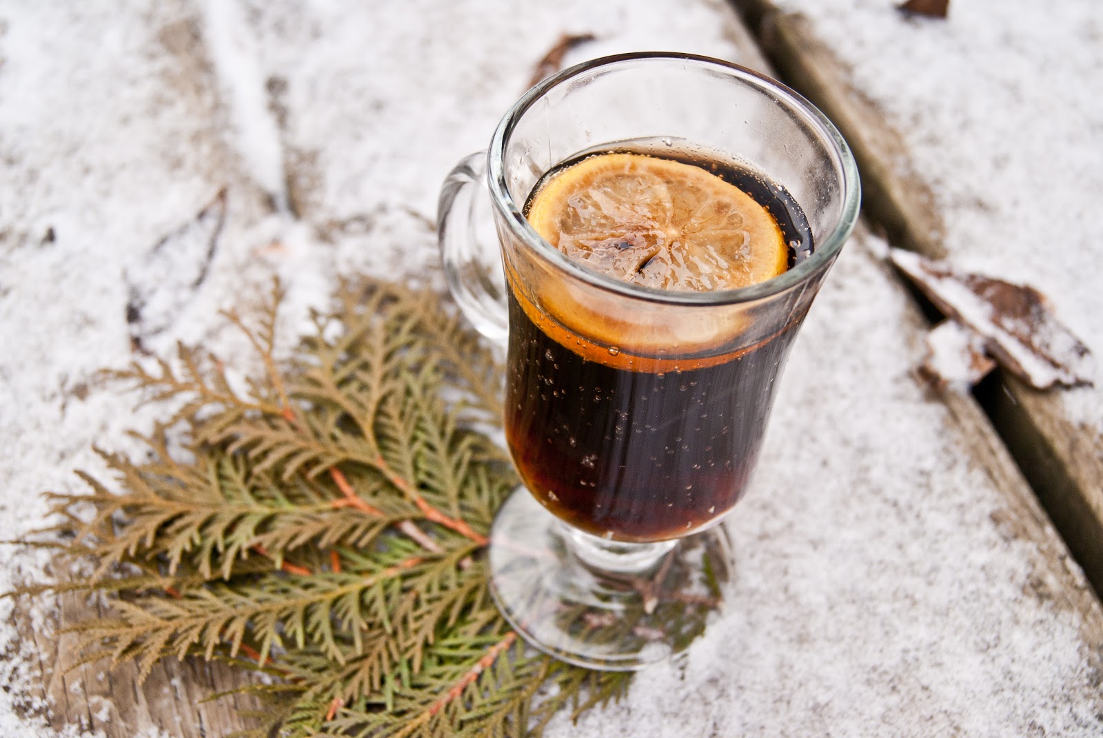 Crockpot Mulled Dr. Pepper | Warm and Fancy Crockpot Drinks You Can Serve This Winter