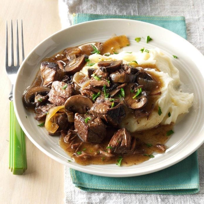 Beef Tips in Crockpot | Mouthwatering Crockpot Recipes To Prepare This Winter