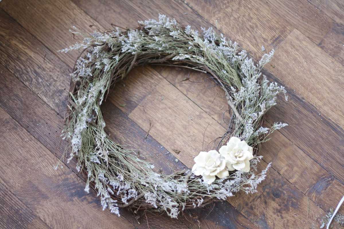 DIY Dried Flower Wreath | The Prettiest Fall Wreaths Made From Dried Flowers DIY Dried Flower Wreath | The Prettiest Fall Wreaths Made From Dried Flowers
