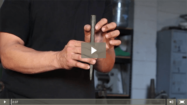blacksmithing_hot_chisel1