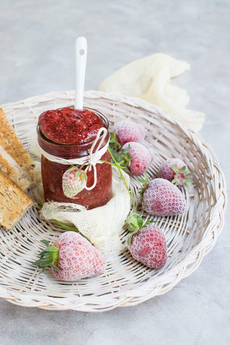frozen strawberries and jam | How To Properly Freeze Strawberries | how to freeze strawberries