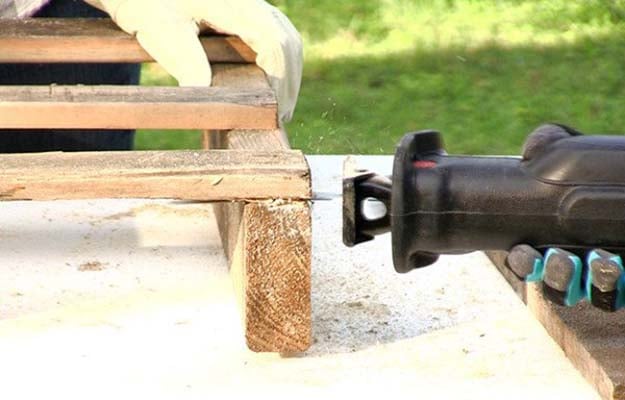 Select Your Pallets and Deconstruct Them | How To Build A Homemade Pallet Smoker