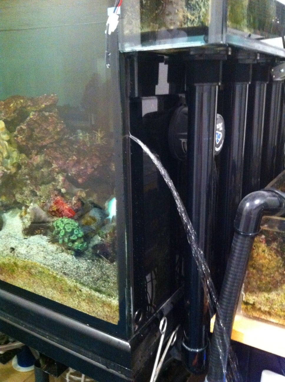 Leaking Aquariums | 50 Uses of Shoe Goo - It's Not Just for Shoes! Leaking Aquariums | 50 Uses of Shoe Goo - It's Not Just for Shoes!