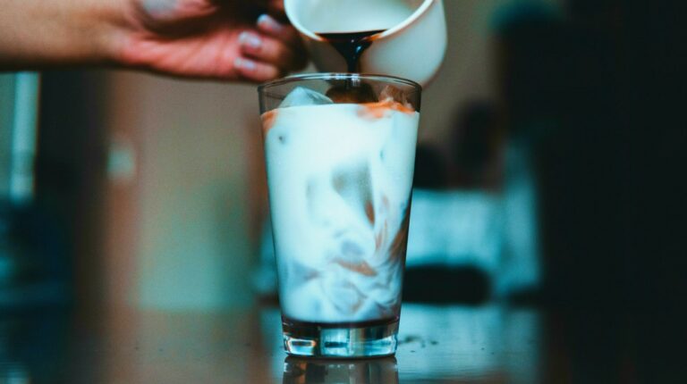 Feature | 15 Refreshing Thai Tea Recipes To Keep You Cool This Summer