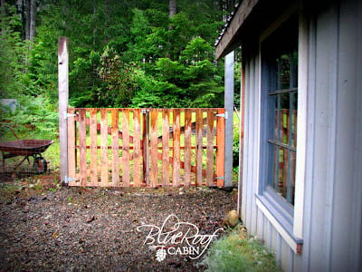 Pallet Gate | Pallet Projects To Use Around The Homestead Pallet Gate | Pallet Projects To Use Around The Homestead