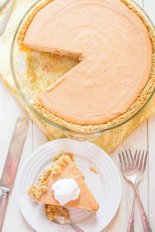 Thanksgiving Pumpkin Ice Cream Pie | Thanksgiving Dessert Recipes | Decadent Cakes, Pies, And Pastries