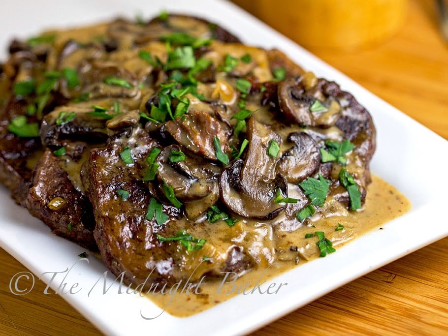 Slow Cooker Swiss Steak | Mouthwatering Crockpot Recipes To Prepare This Winter | Easy Slow Cooker Recipes