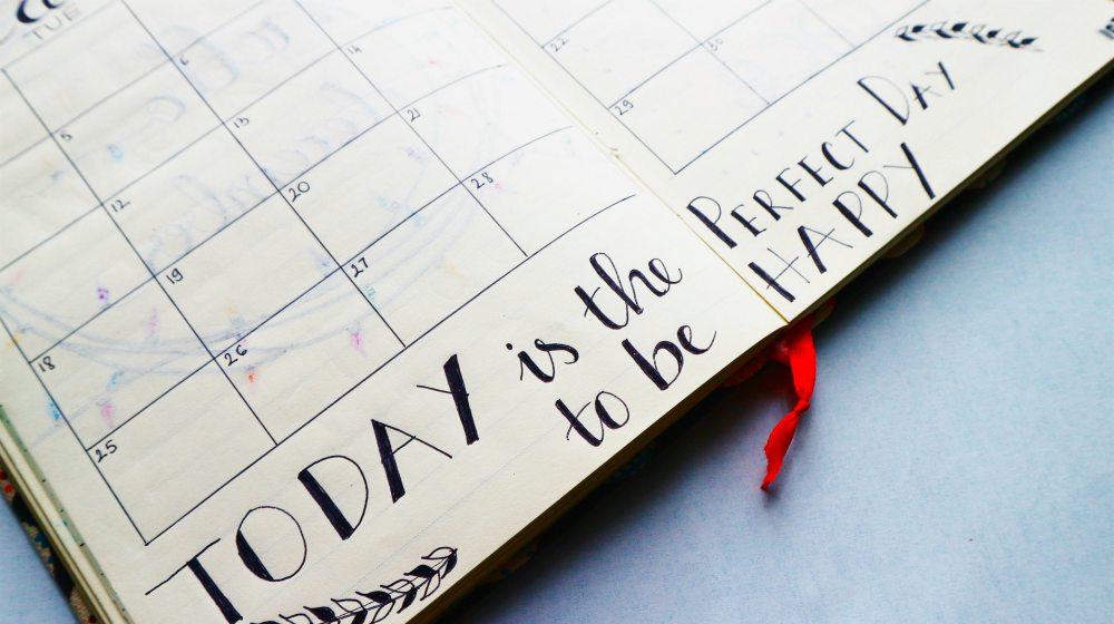 writings in a planner | Tips For A No-Stress Homemade Holiday | homemade holiday | handmade gift ideas for friends